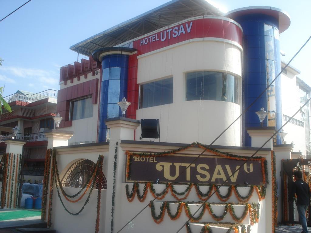 Hotel Utsav Дехрадун Экстерьер фото